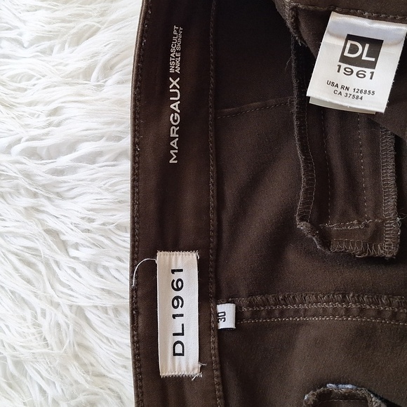 DL1961 Marguax Instasculpt Ankle Skinny Jeans in Mckinney - Picture 10 of 14